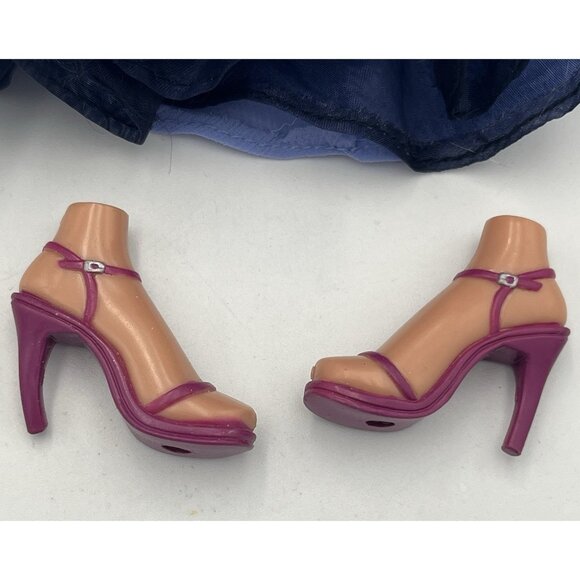 Bratz Formal Funk Yasmin Prom 2003 Blue Floral Dress Gown and Accessories - Picture 8 of 8